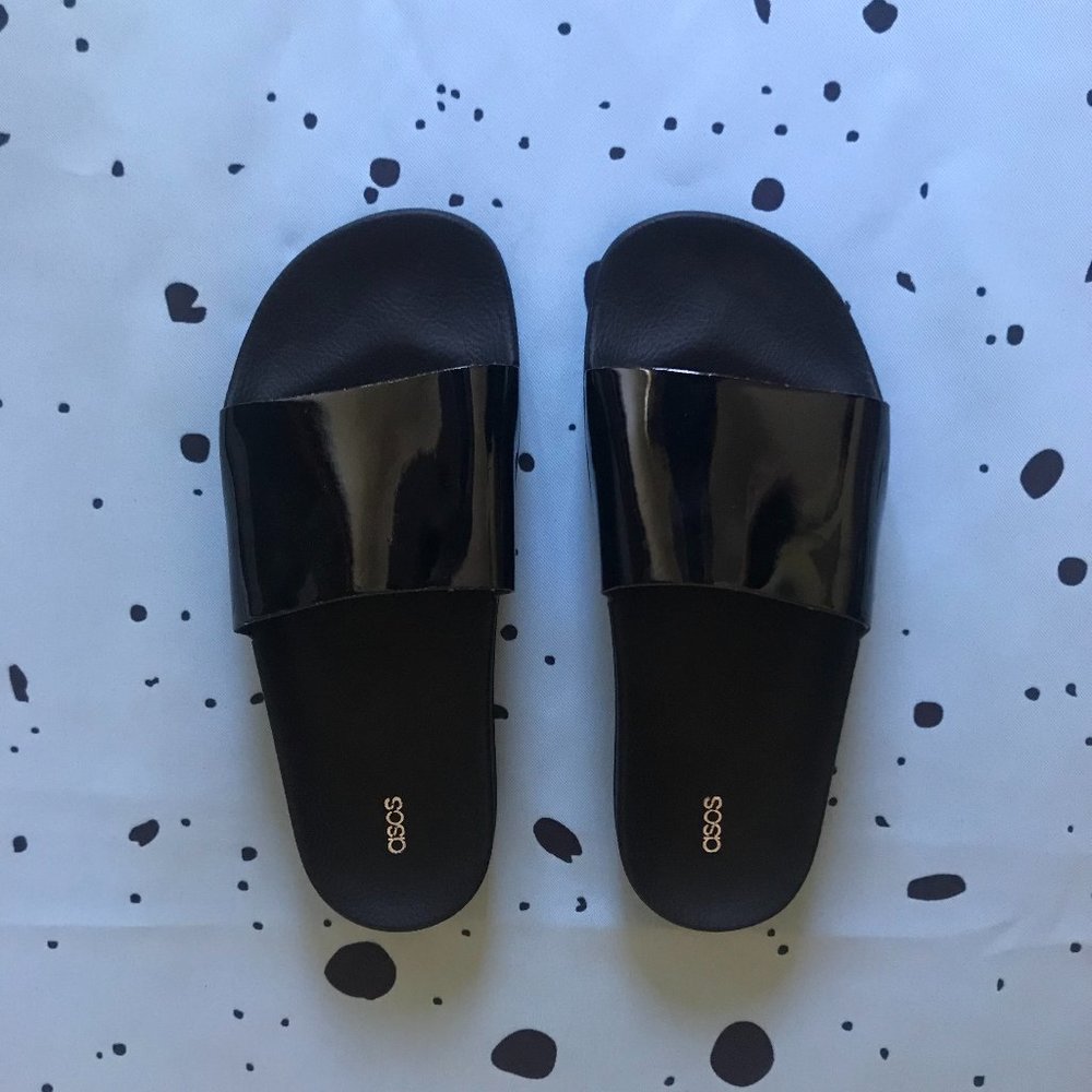 *NWOT* ASOS Black Patent Slide Sandals Size 6